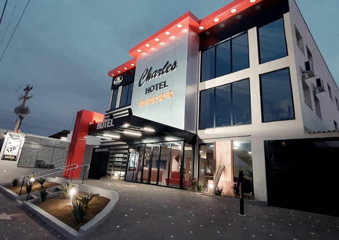 Charles Hotel Pôrto Ferreira Extérieur photo