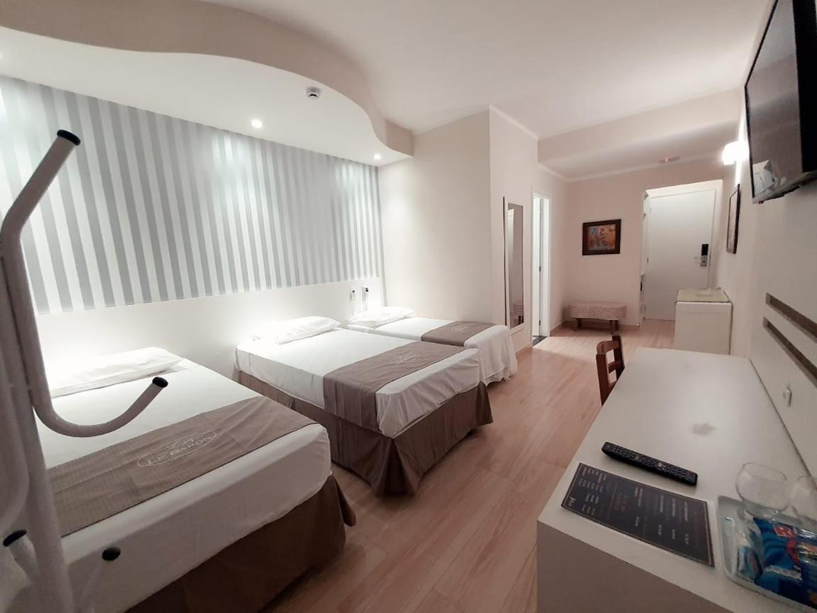Charles Hotel Pôrto Ferreira Extérieur photo